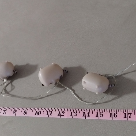 Winter 2016 Pusheen Subscribtion Box Exclusive String Light Set – 8 - Picture 10 of 13
